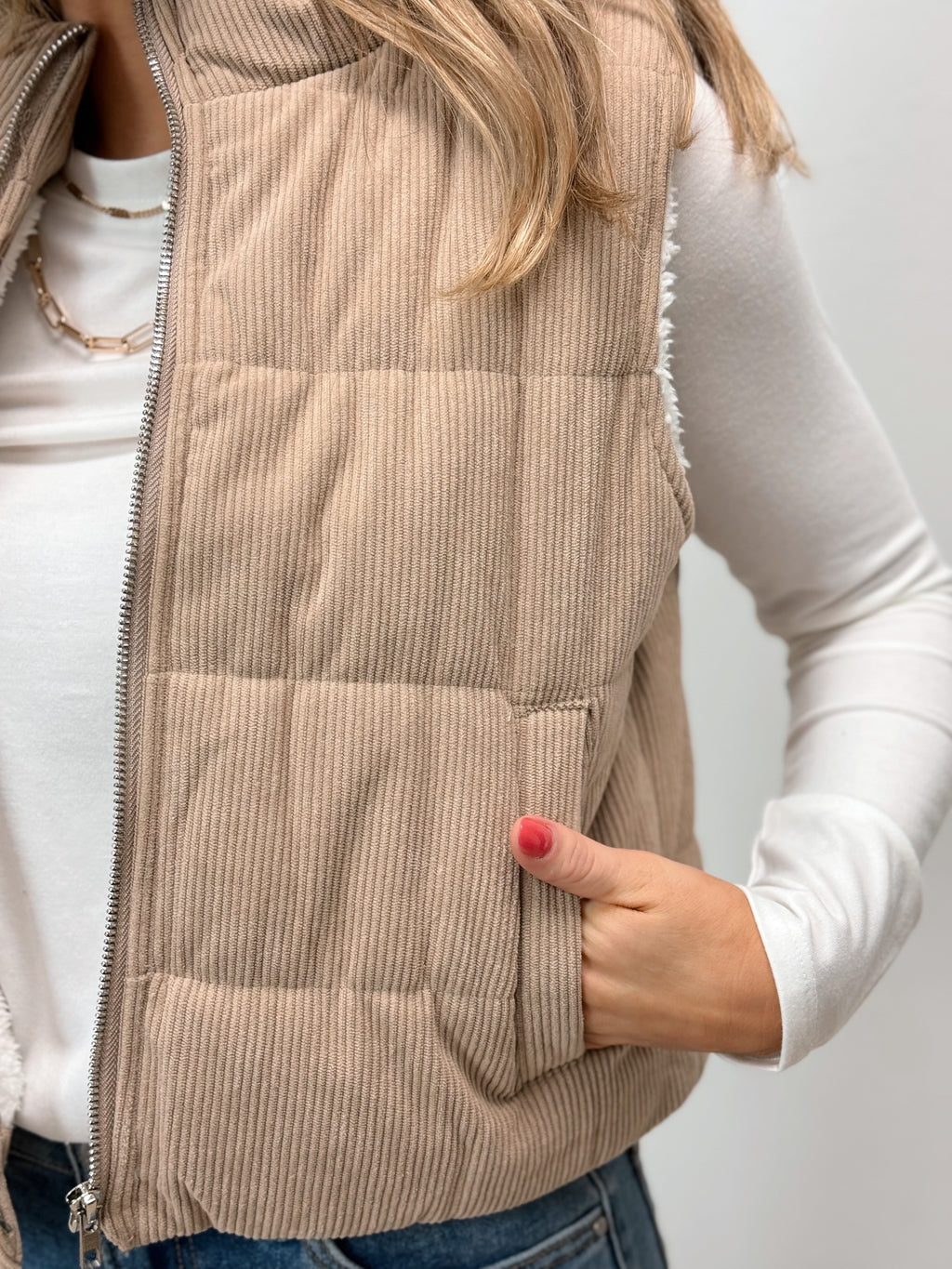 Summit Sherpa Lined Corduroy Vest - Taupe