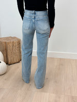 Jessie Mid Rise Straight Jean - Light