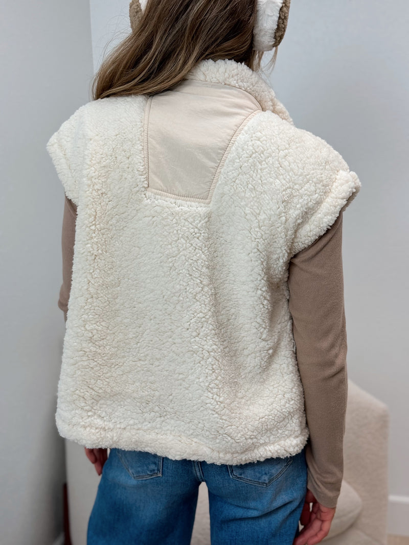 Teddy Sherpa Vest - Cream